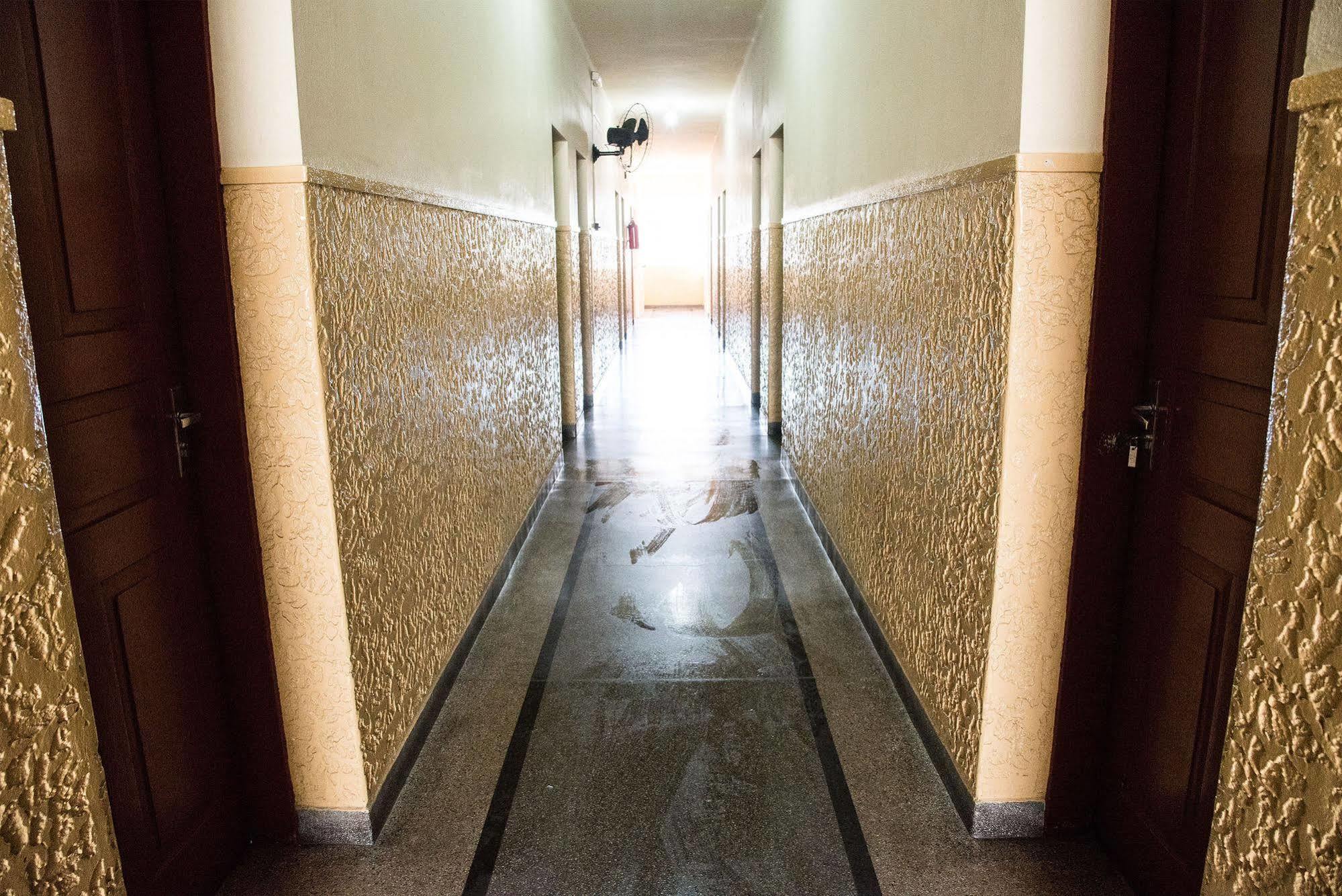 Hotel Pinheirinho Curitiba Extérieur photo